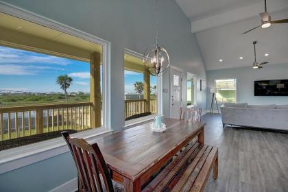 The Beach House - image 9