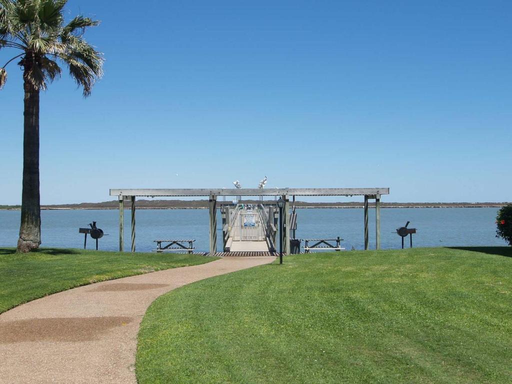 Channelview 105 - main image