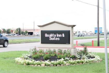 Quality Inn & Suites Port Arthur - Nederland - image 3