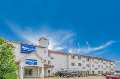 Rodeway Inn & Suites Port Arthur - image 13