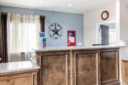 Rodeway Inn & Suites Port Arthur - image 3