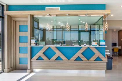 Clarion Pointe - image 4