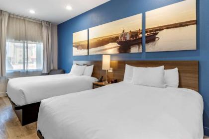 Clarion Pointe - image 6