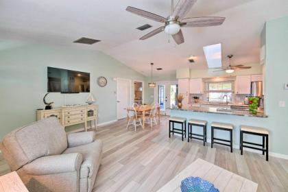 Family Fun - Port Charlotte Beach Bungalow!