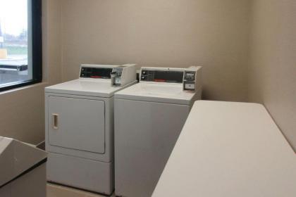 Comfort Inn - image 2