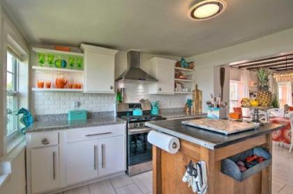 Waterfront Port Isabel Family Home with Pool and Pier! - image 2