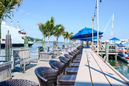 Danfords Hotel & Marina - image 13