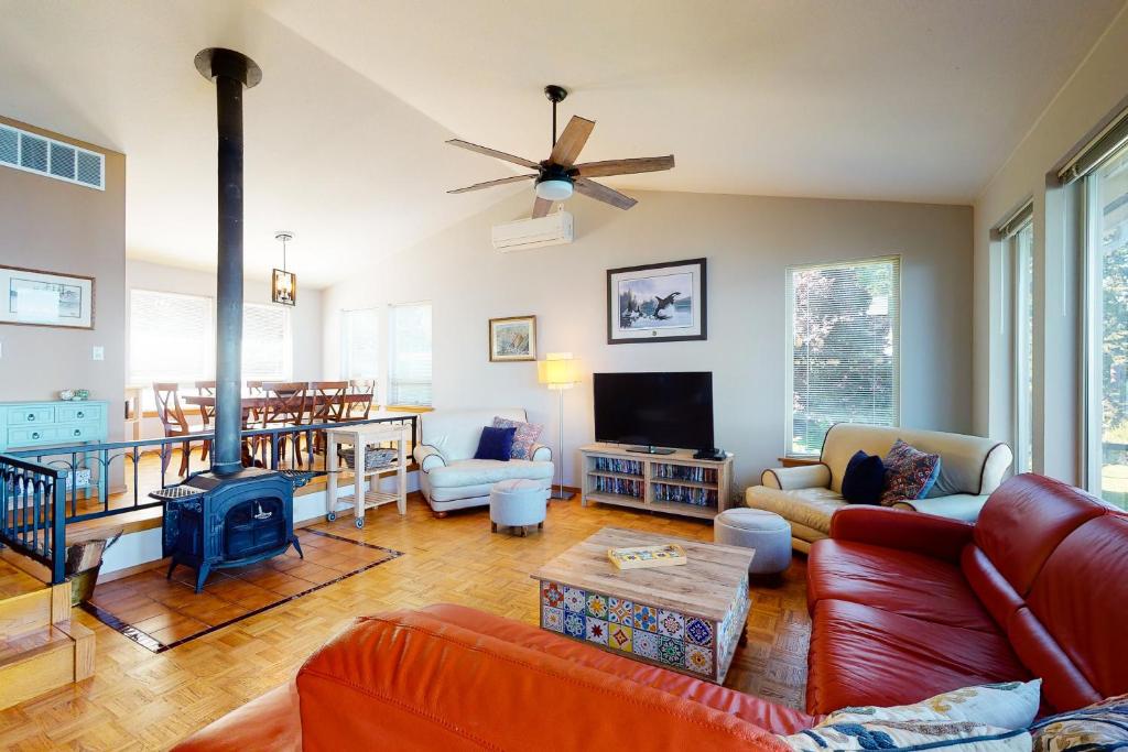 Olympus View Home - image 5