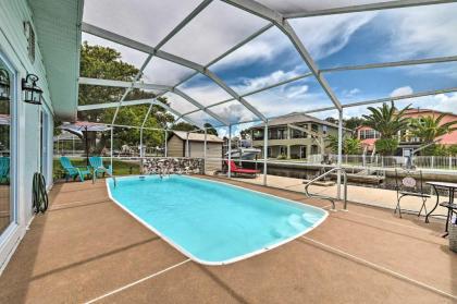 Renovated Port Richey Oasis with Lanai and Grill!
