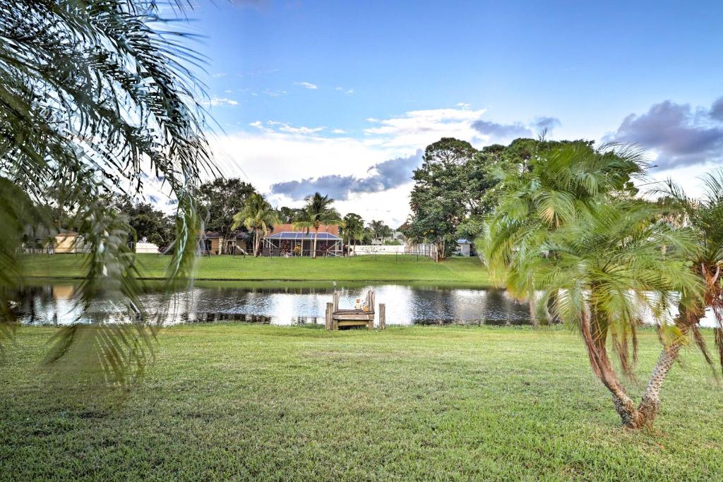 Port St Lucie Home with Lanai and Private Pool - image 3
