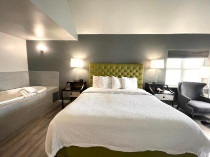 Tides Inn & Suites - image 8