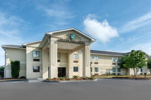 Quality Inn & Suites Savannah North - main image