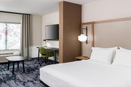 Fairfield Inn & Suites by Marriott Savannah I-95 North - image 13
