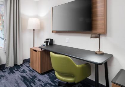 Fairfield Inn & Suites by Marriott Savannah I-95 North - image 4