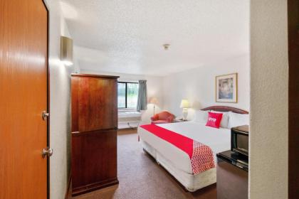 OYO Hotel Portage I-94 - image 10