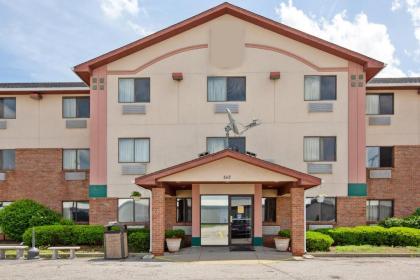 OYO Hotel Portage I-94 - image 4