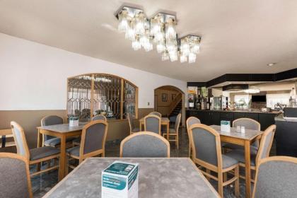 Quality Inn & Suites - image 11