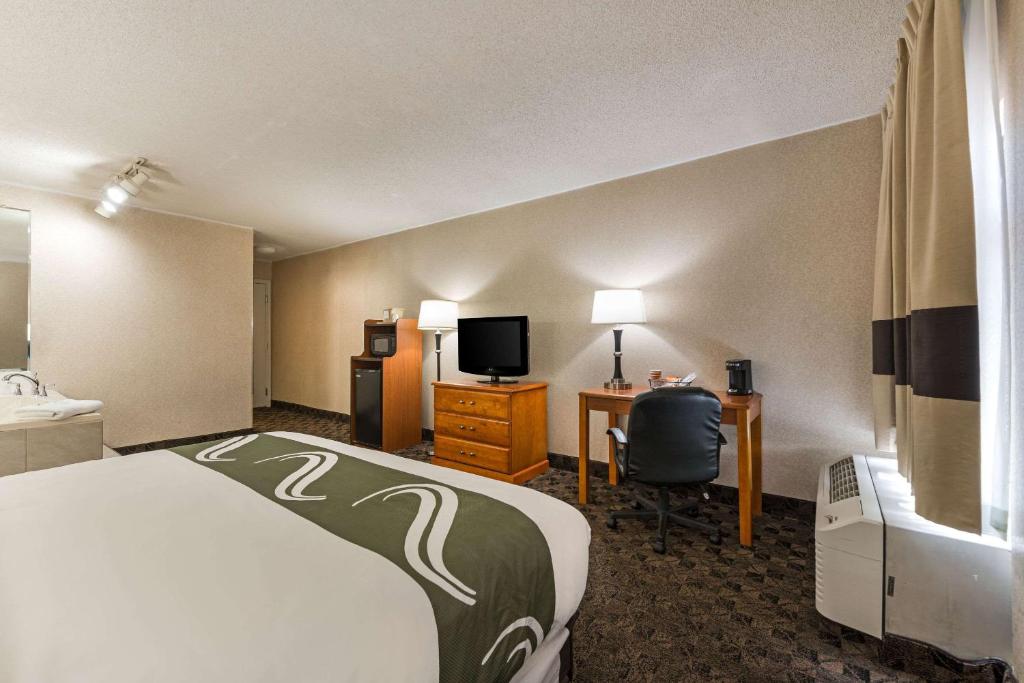 Quality Inn & Suites - image 5