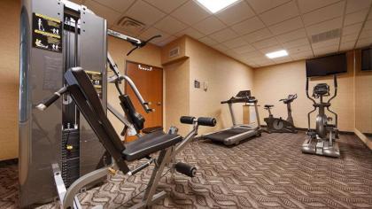 Best Western Plus Portage Hotel and Suites - image 11