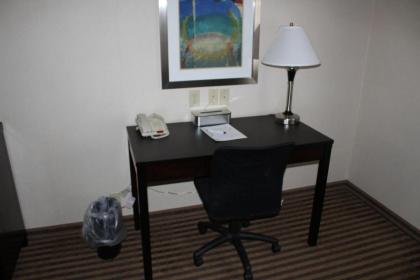 Best Western Plus Portage Hotel and Suites - image 15