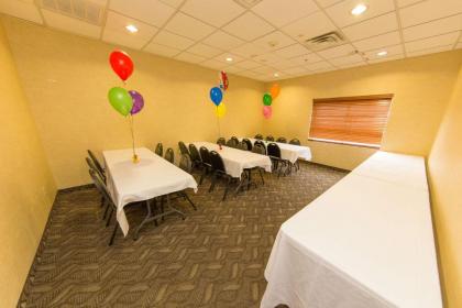 Best Western Plus Portage Hotel and Suites - image 3