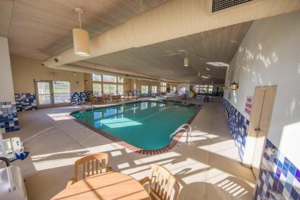 Country Inn & Suites by Radisson Portage IN - image 7