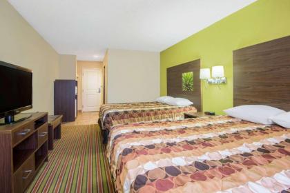 Super 8 by Wyndham Portales - image 11