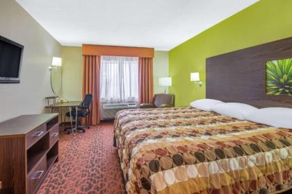 Super 8 by Wyndham Portales - image 6