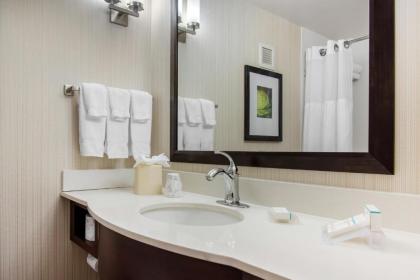 Hilton Garden Inn Portland Airport - image 6