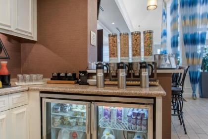 Hilton Garden Inn Portland Airport - image 8