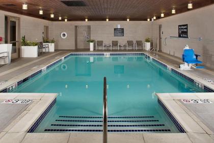 Hampton Inn Portland Downtown Waterfront - image 7