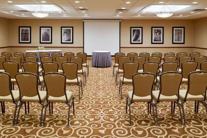 Clarion Hotel Airport Portland - image 11