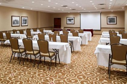 Clarion Hotel Airport Portland - image 6