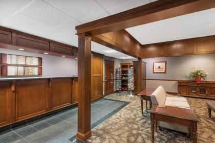 Ramada Plaza by Wyndham Portland - image 13