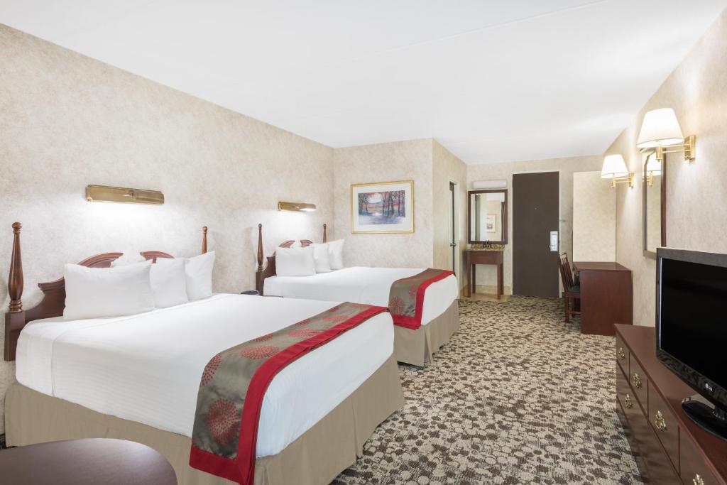 Ramada Plaza by Wyndham Portland - image 3