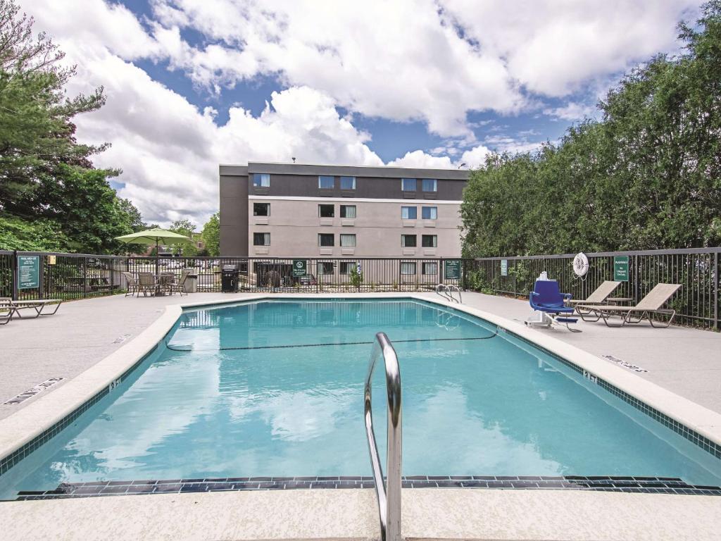 La Quinta by Wyndham Portland - main image