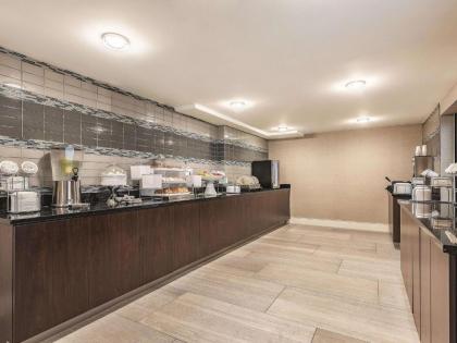 La Quinta by Wyndham Portland - image 13
