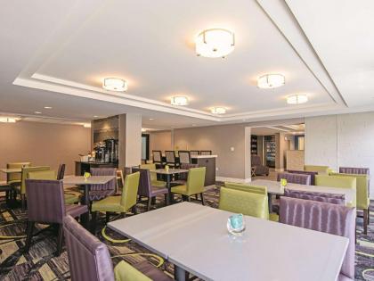 La Quinta by Wyndham Portland - image 3