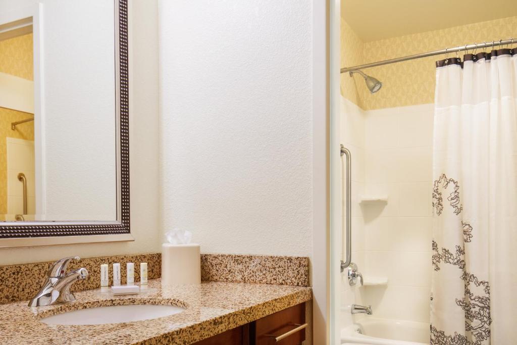 Residence Inn Portland Downtown/Waterfront - image 5