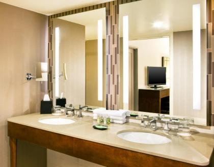 The Westin Portland Harborview - image 3
