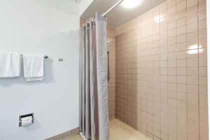Motel 6-Portland ME - image 2