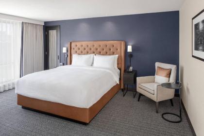 Courtyard by Marriott Portland Downtown/Waterfront - image 14