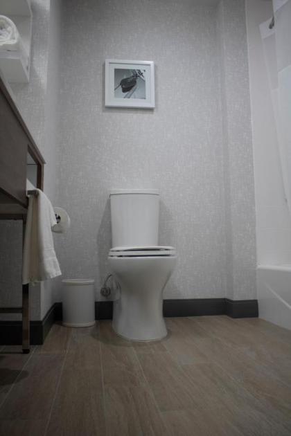 Hampton Inn & Suites Portland West - image 15