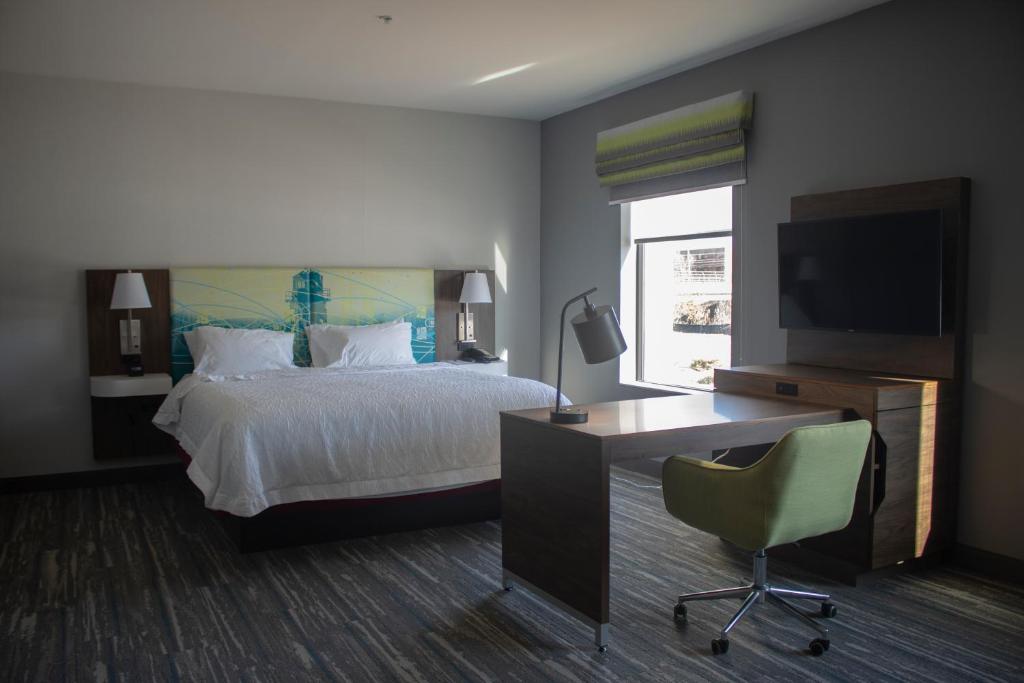 Hampton Inn & Suites Portland West - image 4