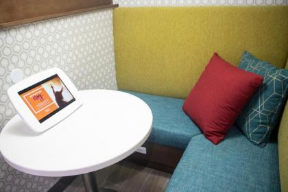 Hampton Inn & Suites Portland West - image 8