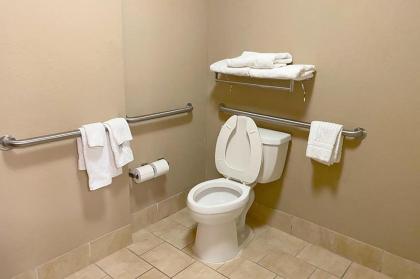 SureStay Plus Hotel By Best Western Portland Route 52 West - image 5