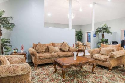 Days Inn by Wyndham Portland/Corpus Christi - image 8