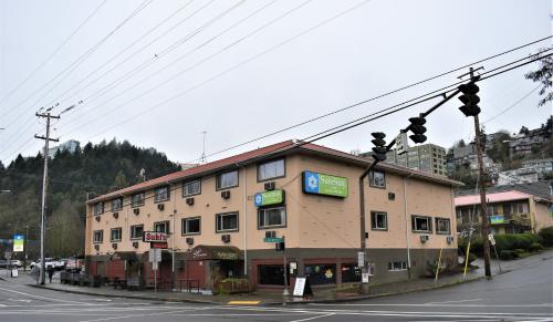 SureStay Hotel by Best Western Portland City Center - image 2