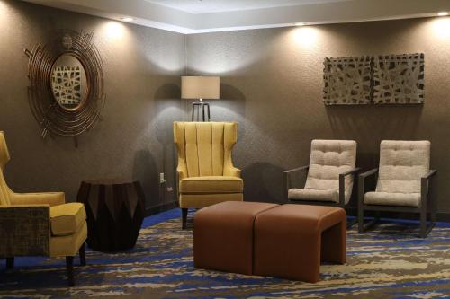Best Western Plus Portland Airport Hotel & Suites - image 4