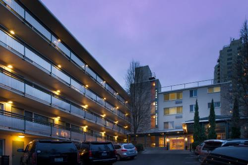 Park Lane Suites & Inn - main image
